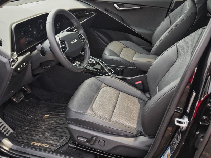 2024 KIA NIRO EV WAVE FWD